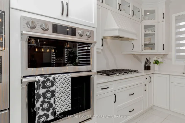 Additional image 17 of 1371 Lobelia Cres