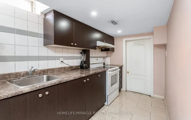 Additional image 40 of 63 Feather Reed Way