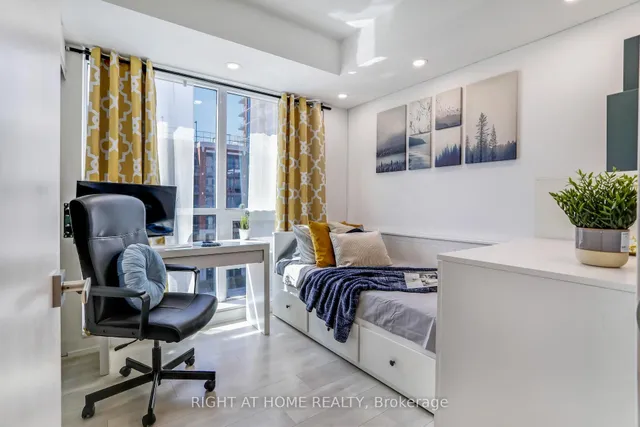 Additional image 9 of 31 Tippett Rd Unit 402