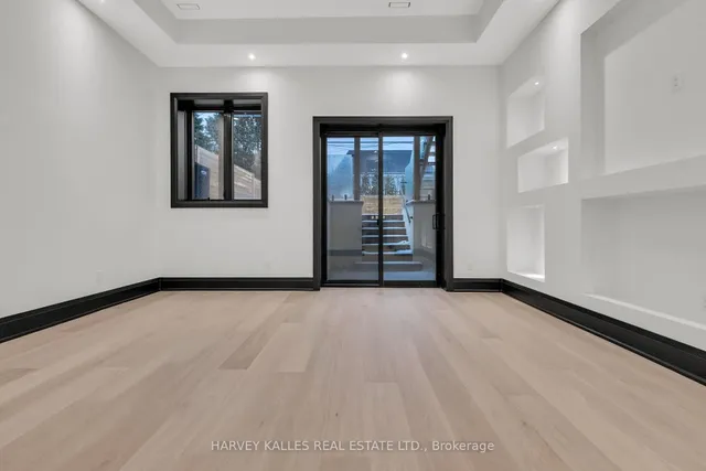 Additional image 46 of 681 Glencairn Ave