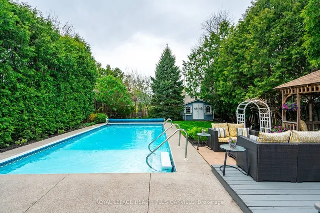 Additional image 43 of 548 Regina Dr