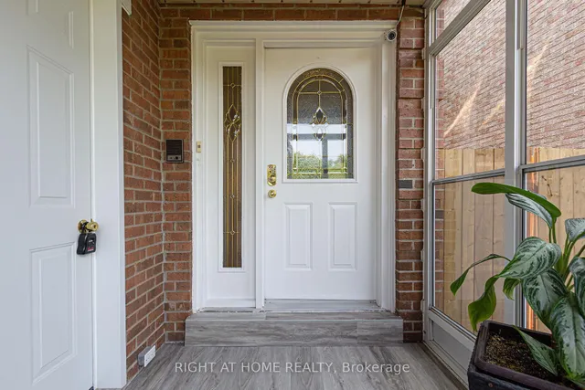 Additional image 27 of 4302 Highgate Cres