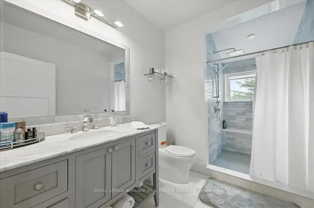 Additional image 25 of 9256 First Line