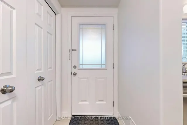 Additional image 14 of 10 FOXGLOVE Cres Unit 22