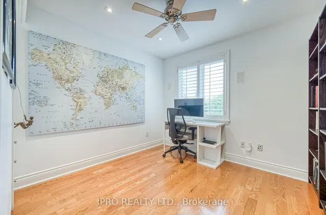 Additional image 28 of 92 Delma Dr