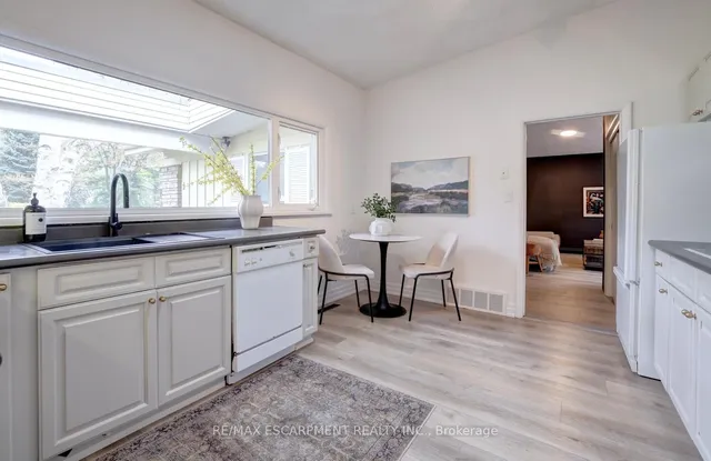 Additional image 20 of 146 Birett Dr