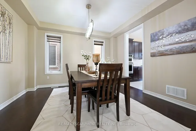 Additional image 20 of 71 Chaumont Dr