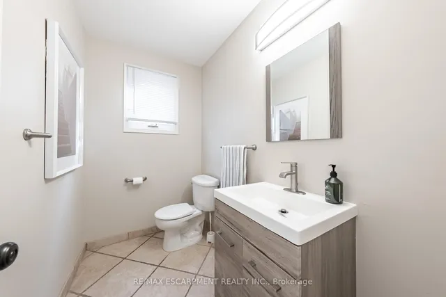 Additional image 17 of 680 Rexford Dr