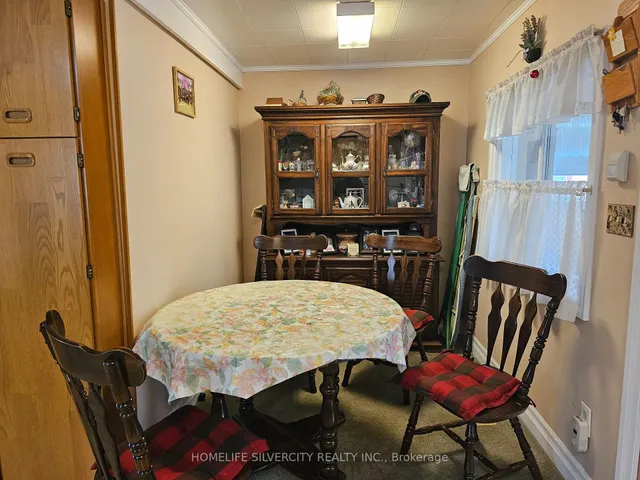 Additional image 9 of 3099 Merritt Ave