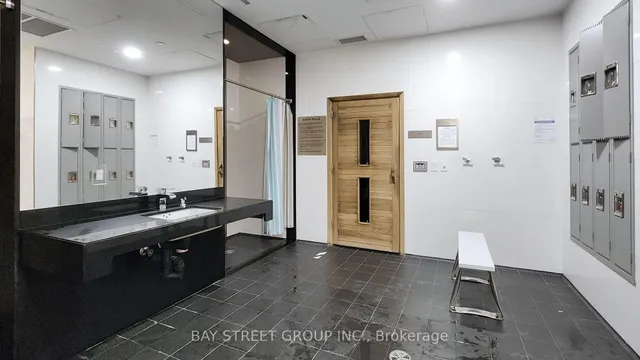 Additional image 44 of 5 Sheppard Ave Unit 2019
