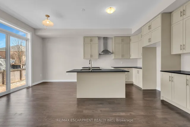 Additional image 14 of 67 Starfire Cres