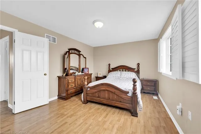 Additional image 18 of 21 Holyoake Dr