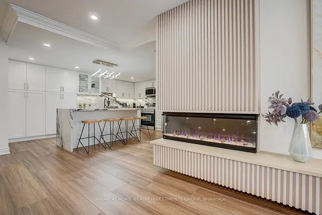 Additional image 33 of 65 Spring Garden Ave Unit 808