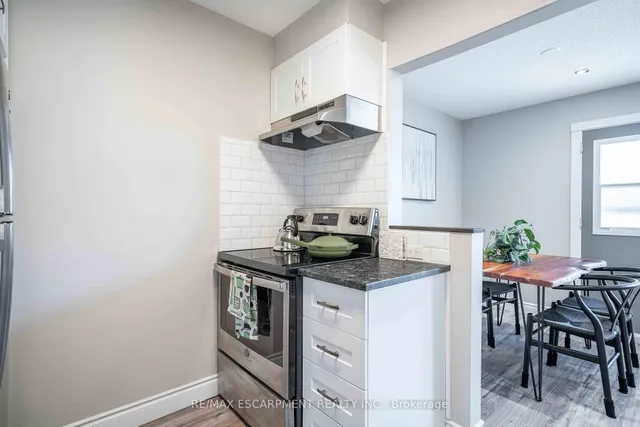 Additional image 10 of 1396 Upper Ottawa St Unit 33