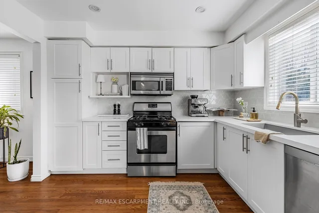 Additional image 10 of 51 Duncan Ave