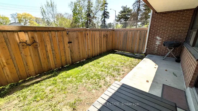 Additional image 29 of 4060 Lawrence Ave Unit 220