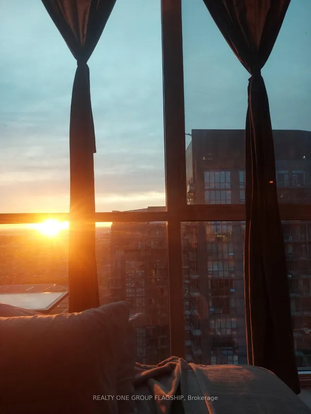 Additional image 22 of 75 Eglinton Ave Unit 2408