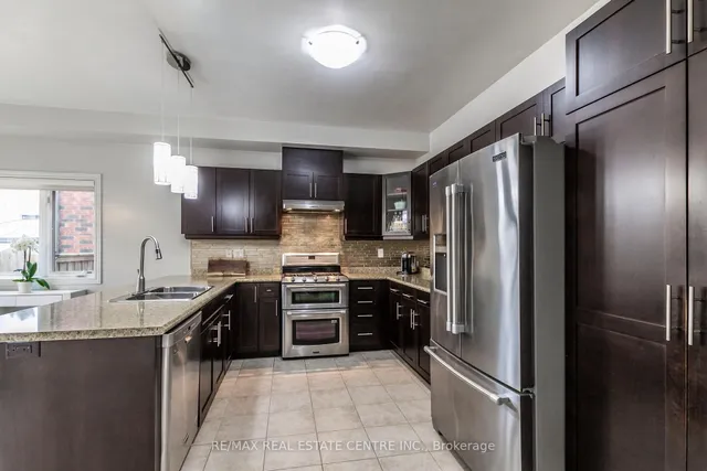 Additional image 8 of 28 Chamomile Dr