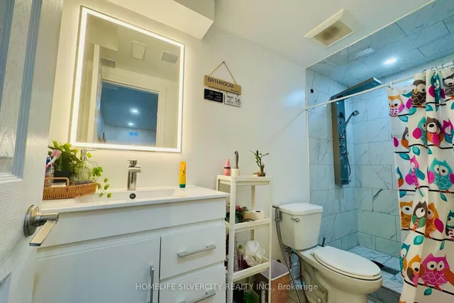 Additional image 46 of 32 Summerdale Cres