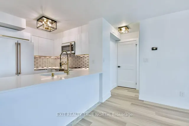 Additional image 5 of 190 Manitoba St Unit 710