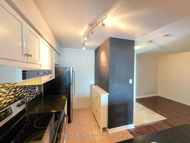 Additional image 6 of 313 Richmond St Unit 1155