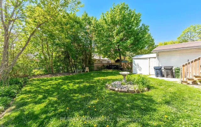 Additional image 29 of 21 Yvonne Ave