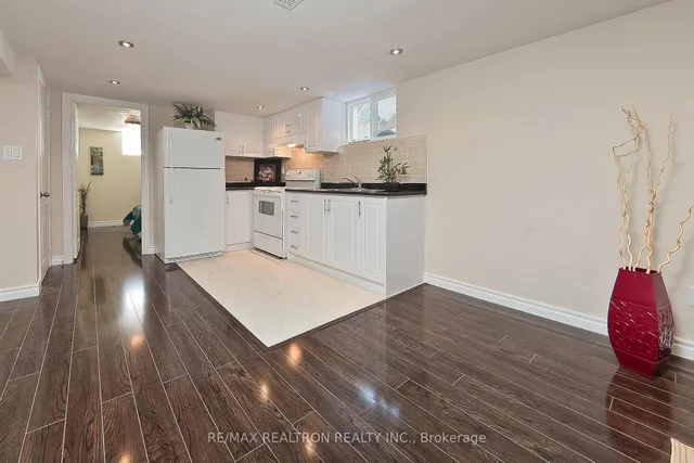 Additional image 16 of 12 Huntington Ave