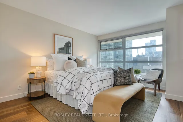 Additional image 19 of 50 Lombard St Unit 2104