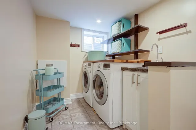 Additional image 41 of 1517 Norwood Ave