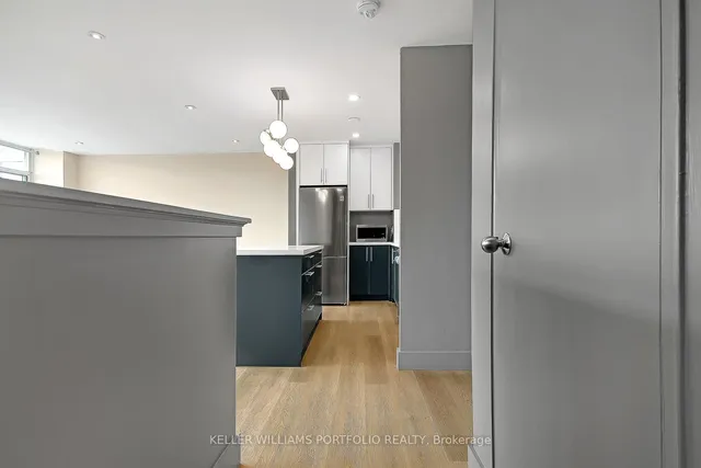 Additional image 18 of 580 Christie St Unit 206