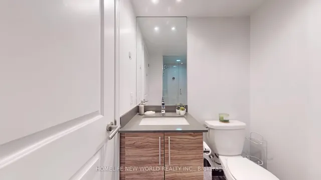 Additional image 12 of 400 Adelaide St Unit 717