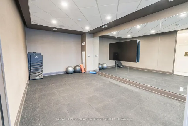 Additional image 28 of 1050 Main St Unit 617