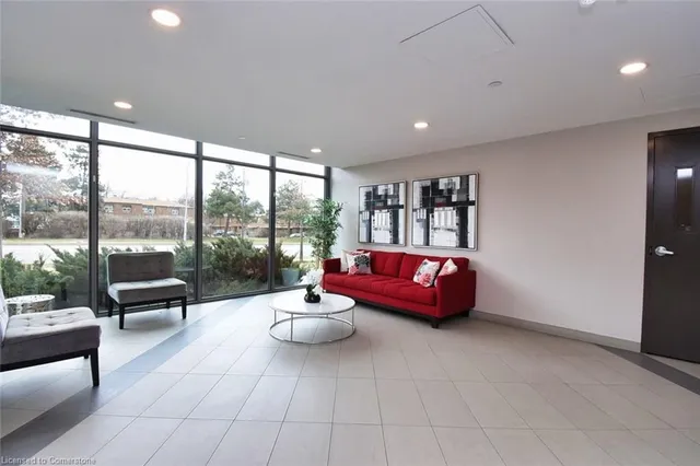 Additional image 29 of 1284 Guelph Line Unit 421