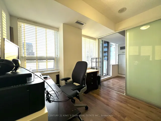 Additional image 13 of 20 Joe Shuster Way Unit 916