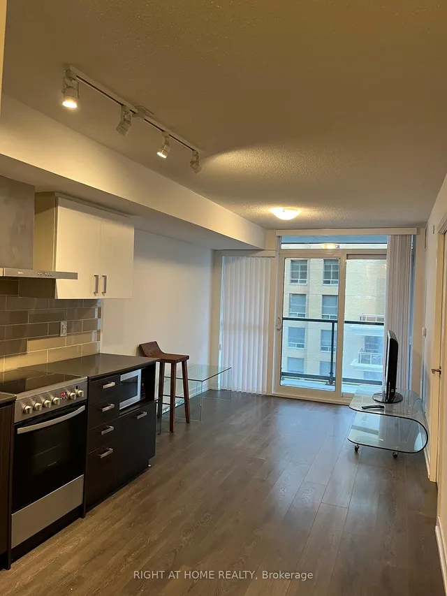 Additional image 13 of 125 Redpath Ave Unit 1206