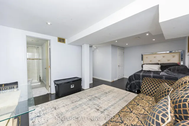 Additional image 30 of 7500 Goreway Dr Unit 92