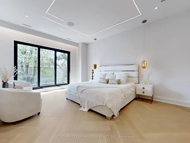 Additional image 30 of 8 Balding Crt