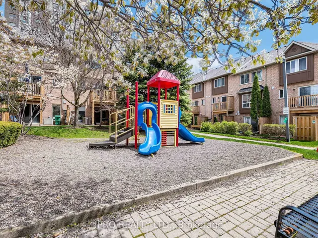 Additional image 34 of 50 Strathaven Dr Unit 12