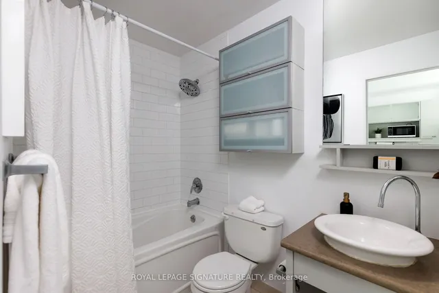 Additional image 19 of 333 ADELAIDE St Unit 534