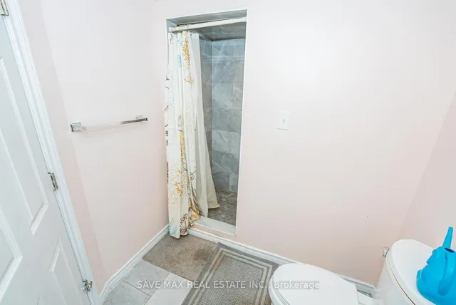 Additional image 40 of 73 West Glen Ave