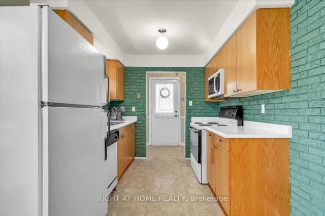 Additional image 8 of 21 Willis Dr