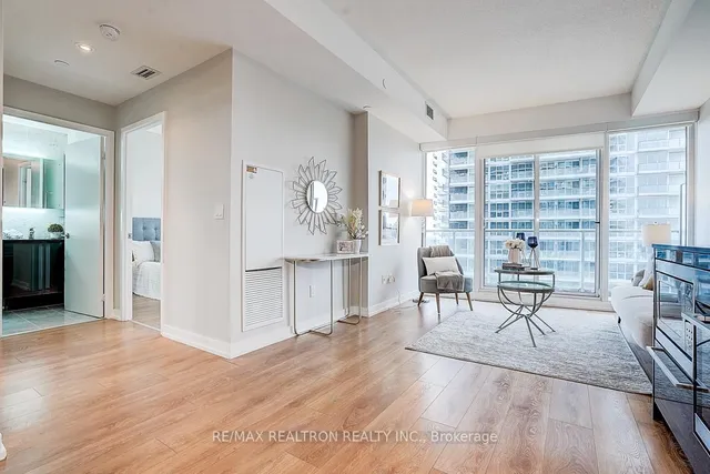 Additional image 5 of 115 Mcmahon Dr Unit 1701