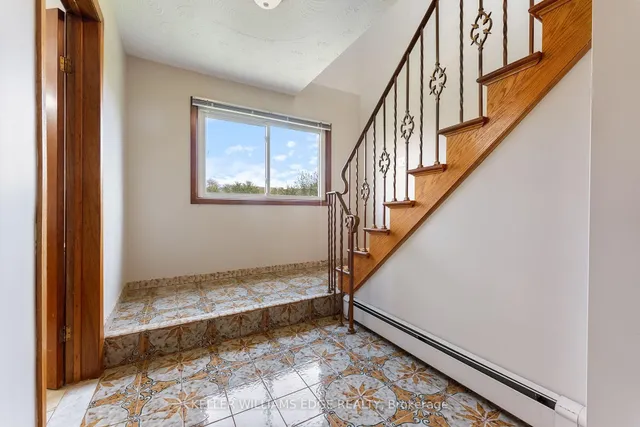 Additional image 24 of 868 Highway 8 Highway