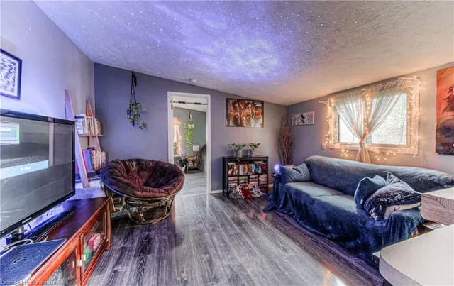 Additional image 22 of 126 David St