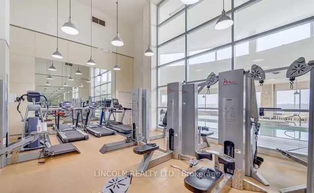 Additional image 38 of 36 Lee Centre Dr Unit 815