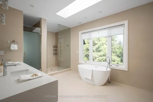 Additional image 34 of 146 Empress Ave