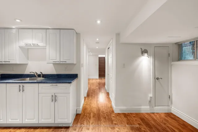 Additional image 37 of 39 Burnfield Ave