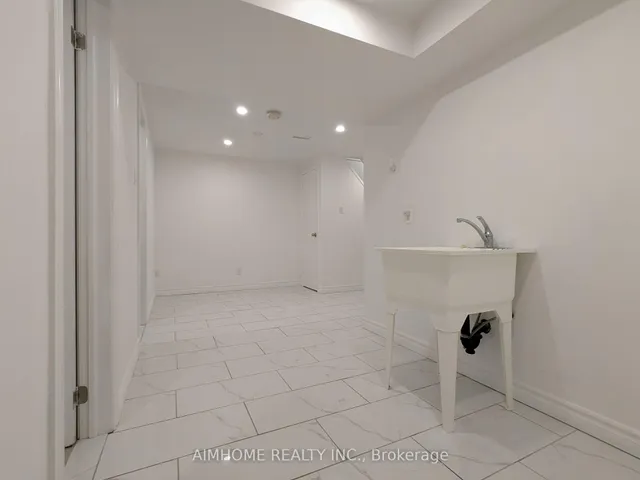 Additional image 28 of 3081 Bridletowne Circ