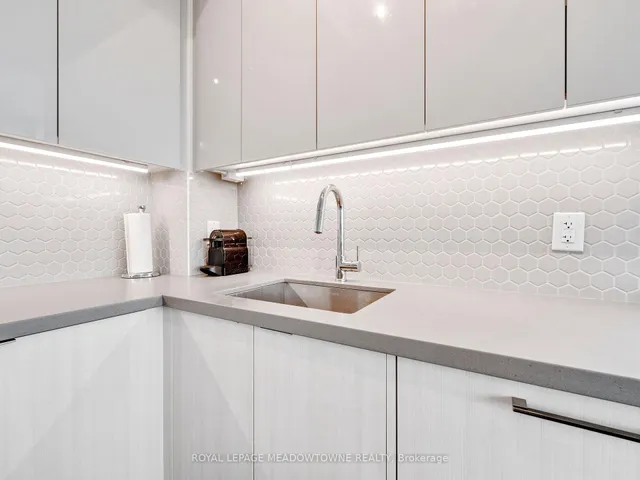 Additional image 11 of 2489 Taunton Rd Unit 714