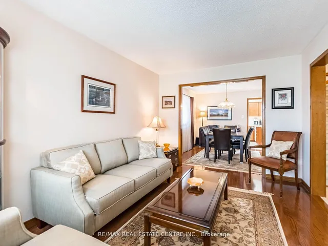 Additional image 10 of 34 Inverary Dr